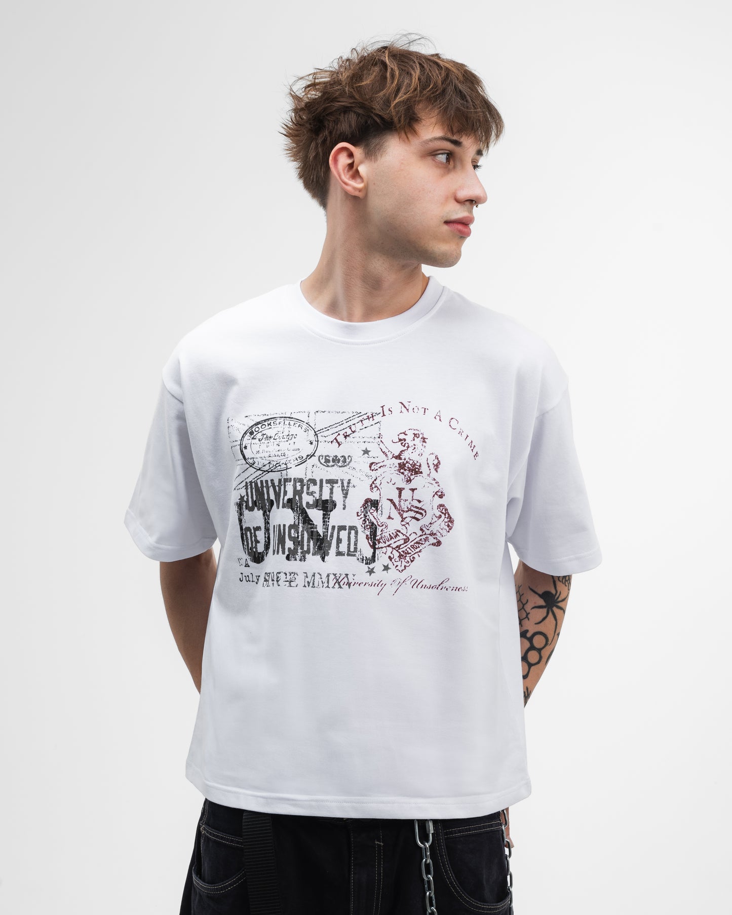UNSOLVED UNIVERSITY WHITE T-SHIRT