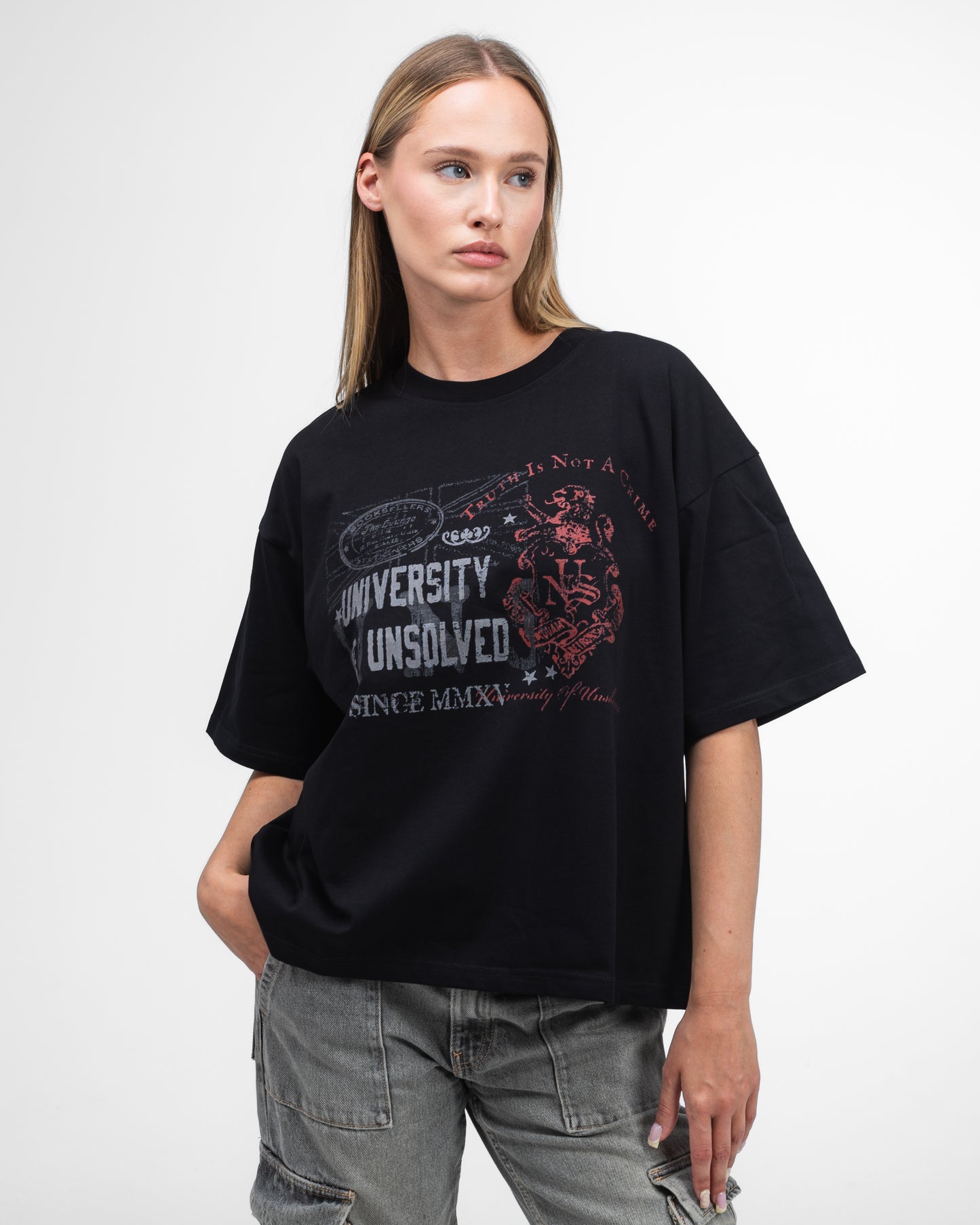 UNSOLVED UNIVERSITY BLACK T-SHIRT