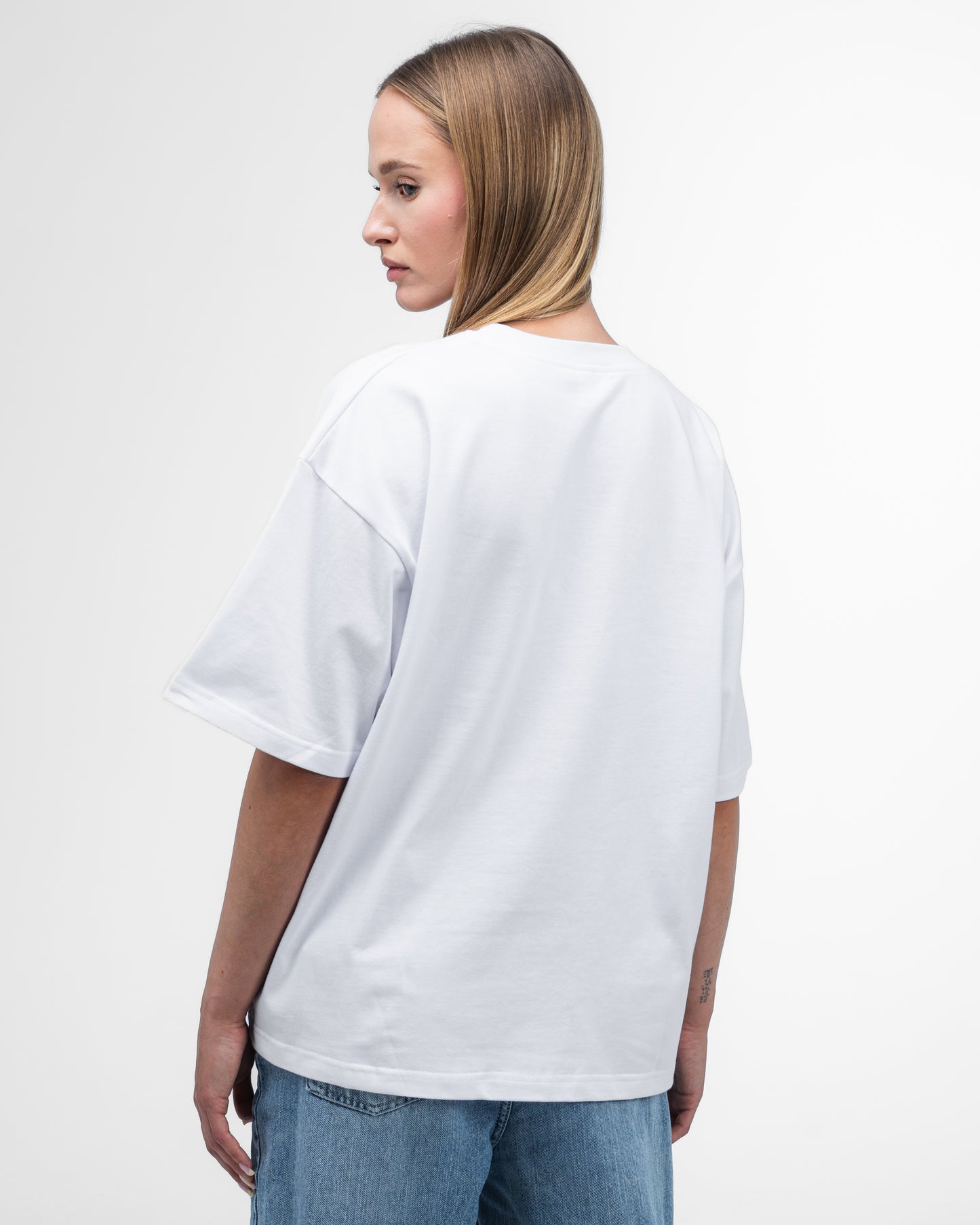 UNSOLVED UNIVERSITY WHITE T-SHIRT