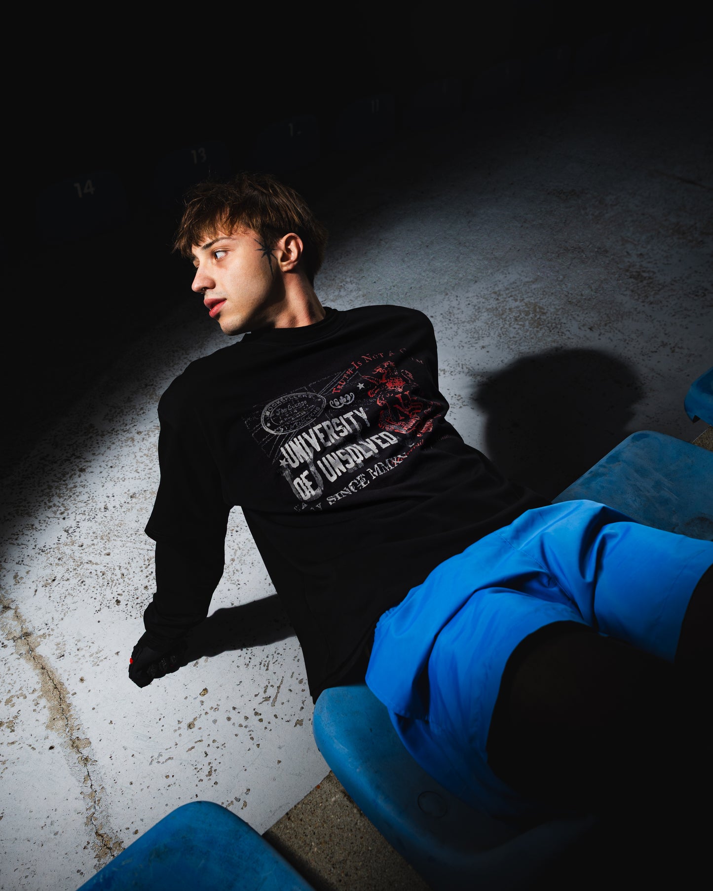 UNSOLVED UNIVERSITY BLACK T-SHIRT