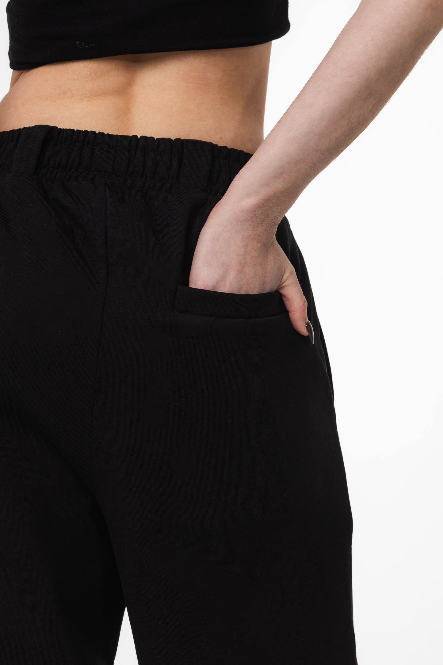 UNSOLVED BLACK SWEATPANTS